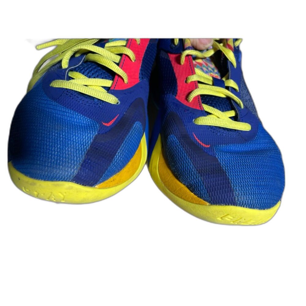 NIKE Zoom Freak 4 SE GS 'Kaleidoscope' 6.5Y sneakers